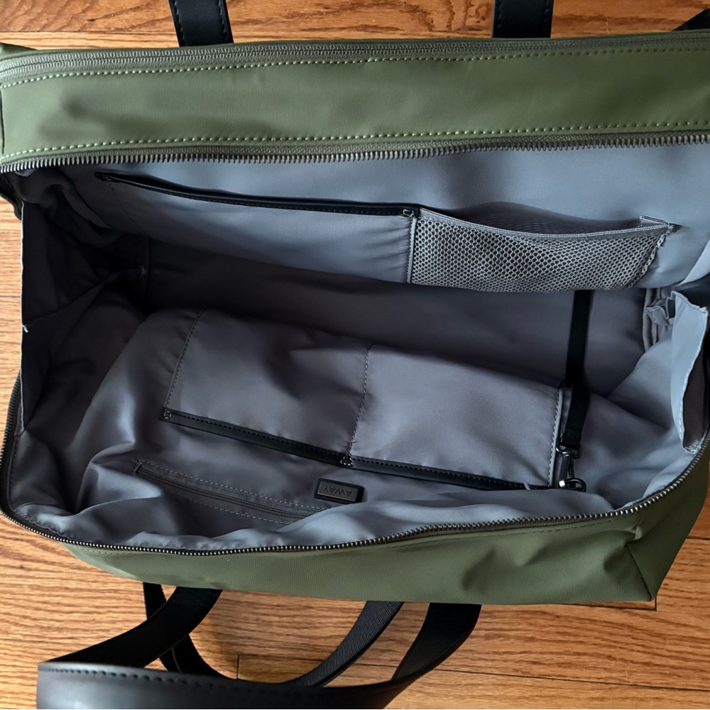 Away The Everywhere Bag in Olive - Picture 3 of 5